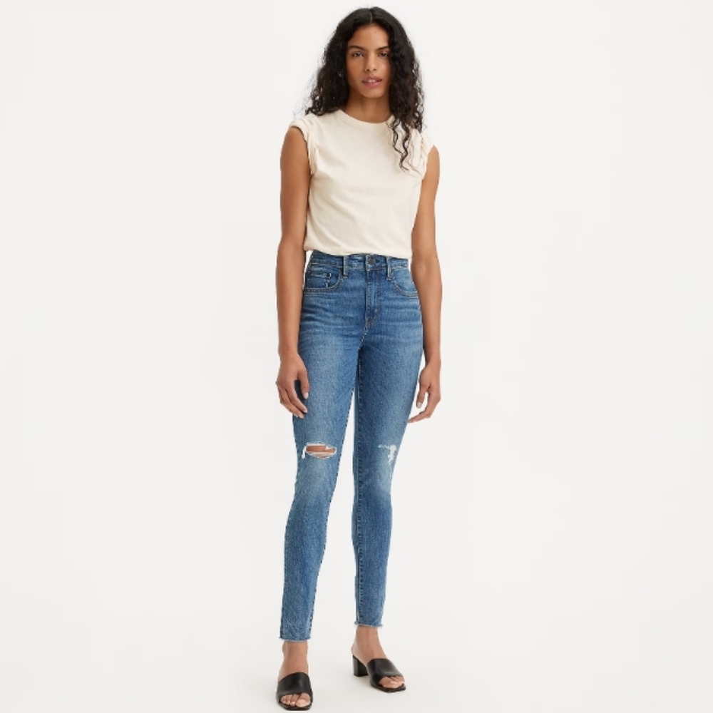 Levi’s 721 high rise skinny jean denim indigo destructed medium wash Size 6 long